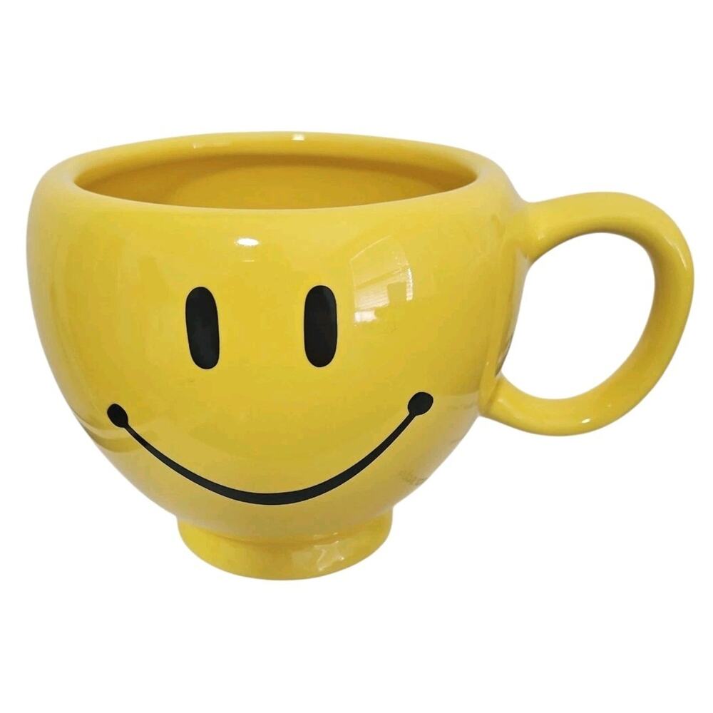 Big Smiley Face Jumbo Yellow Mug Teleflora Happy Smile Coffee Cup